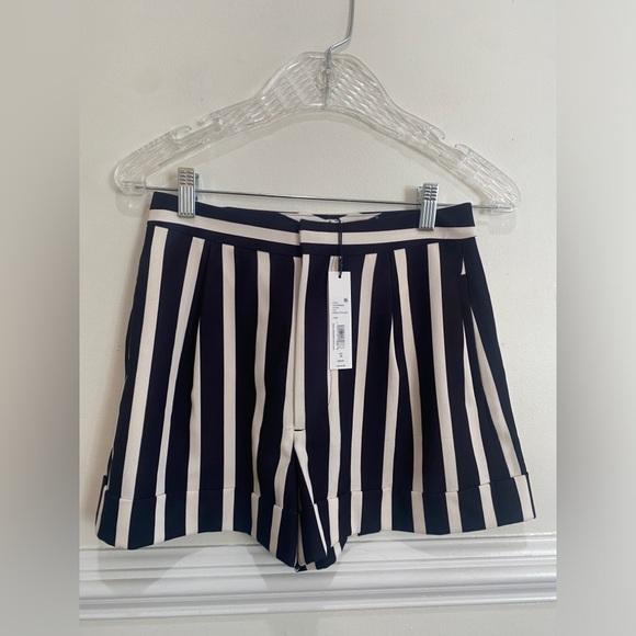Alice +Olivia Moondust Black and White Striped shorts size 10 - Picture 5 of 12